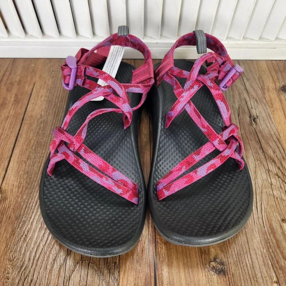 Chaco ZX/1 Ecotread Kids 4 M Sweeping Fuchsia Pink Hiking Beach Strappy Sandals